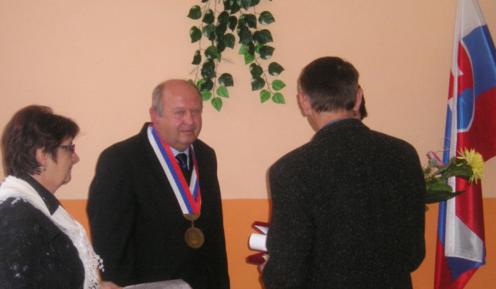 Posedenie z príležitosti k úcty k starším r. 2012