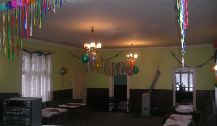 Posedenie pod jedličkou r.2011