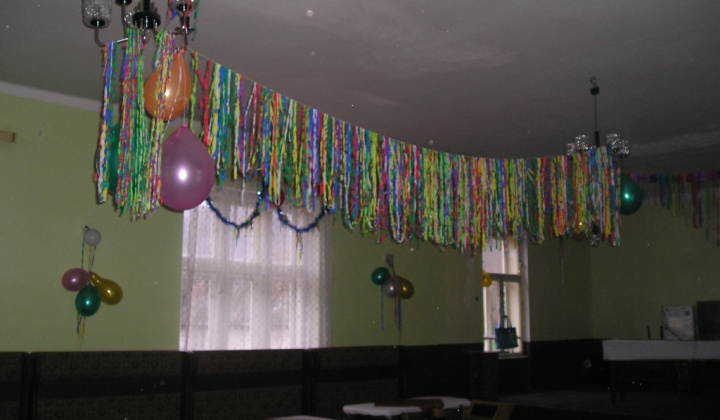 Posedenie pod jedličkou r.2011
