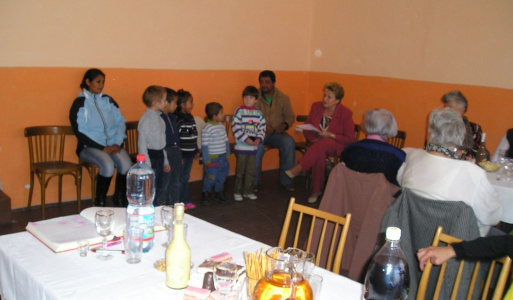Posedenie z príležitosti úcty k starším r.2011 