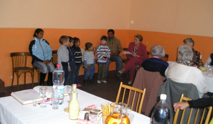 Posedenie z príležitosti úcty k starším r.2011