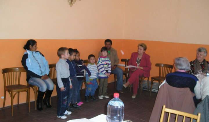 Posedenie z príležitosti úcty k starším r.2011