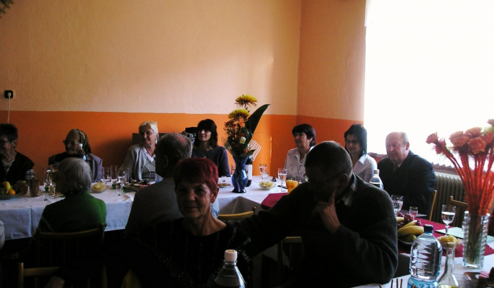 Posedenie z príležitosti úcty k starším r.2011