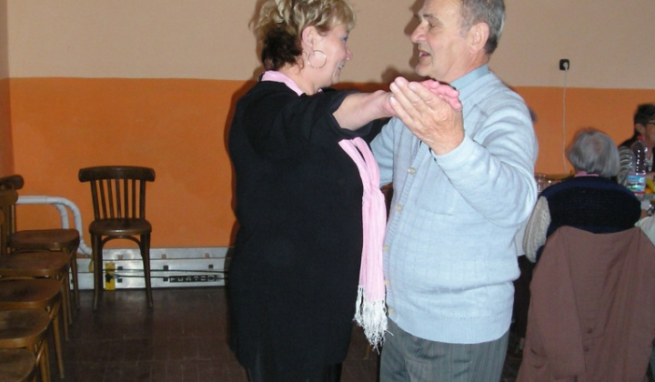 Posedenie z príležitosti úcty k starším r.2011